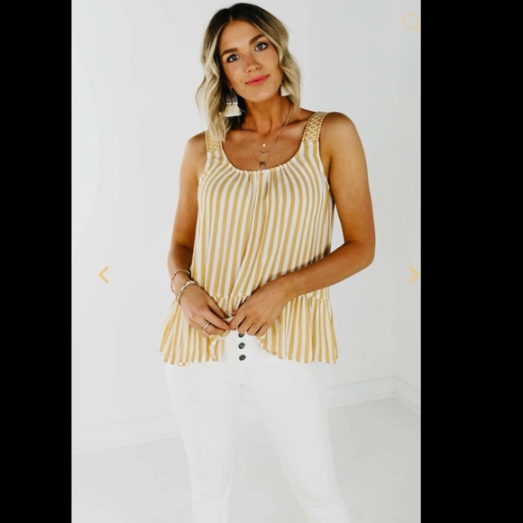 NWOT: summer tank top - Picture 3 of 6